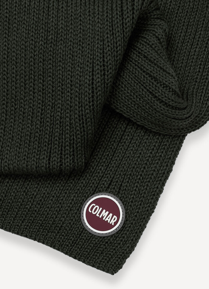 Unisex rib-knit scarf