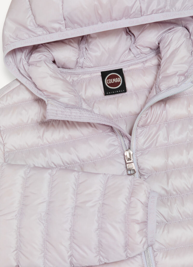 Short hooded down jacket