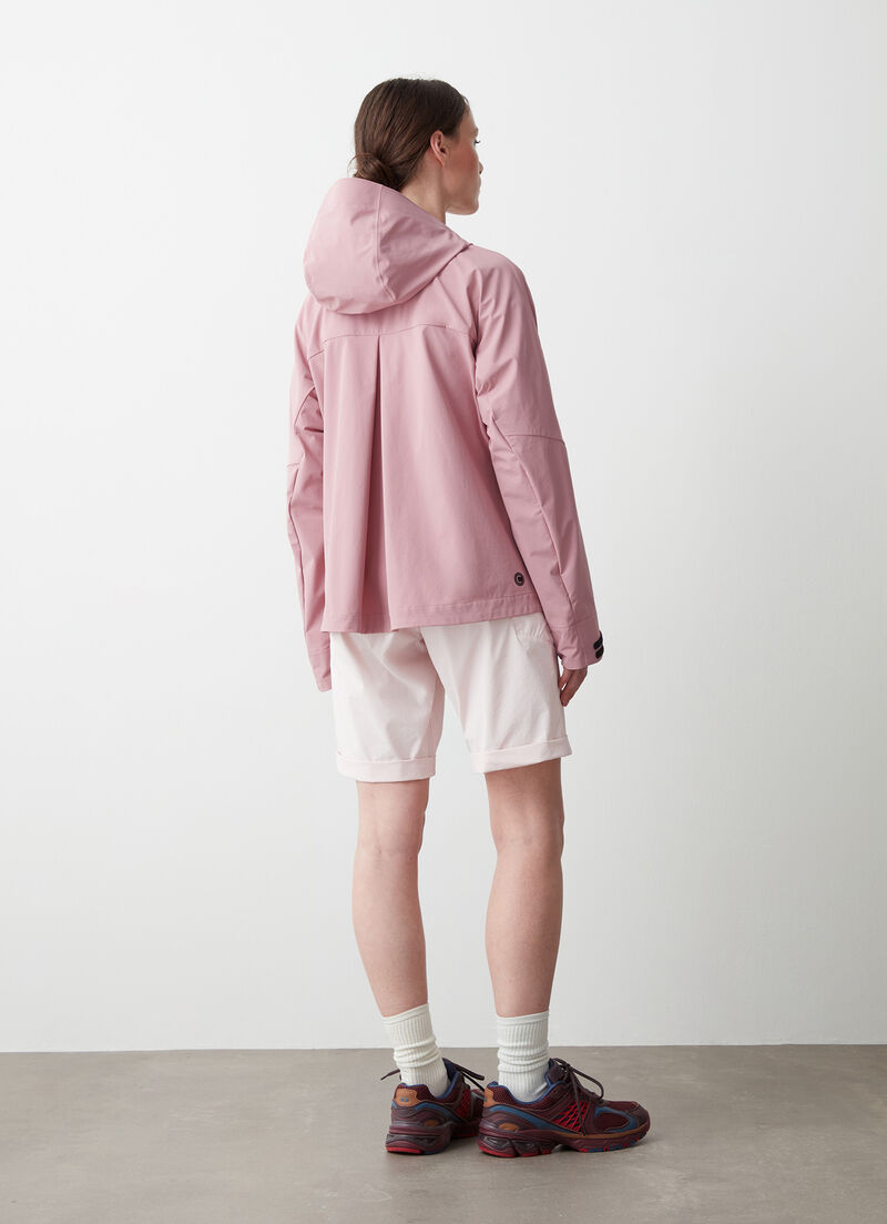 Technical stretch fabric cape