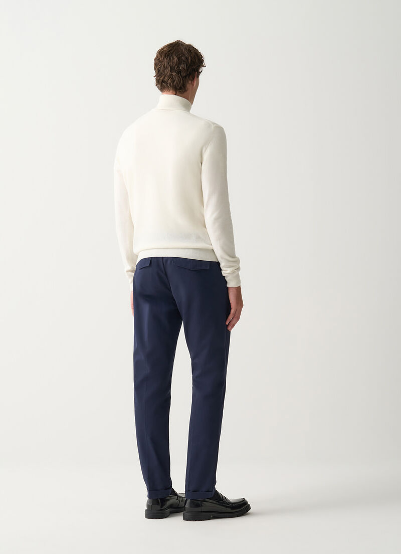 Fine knit polo-neck jumper