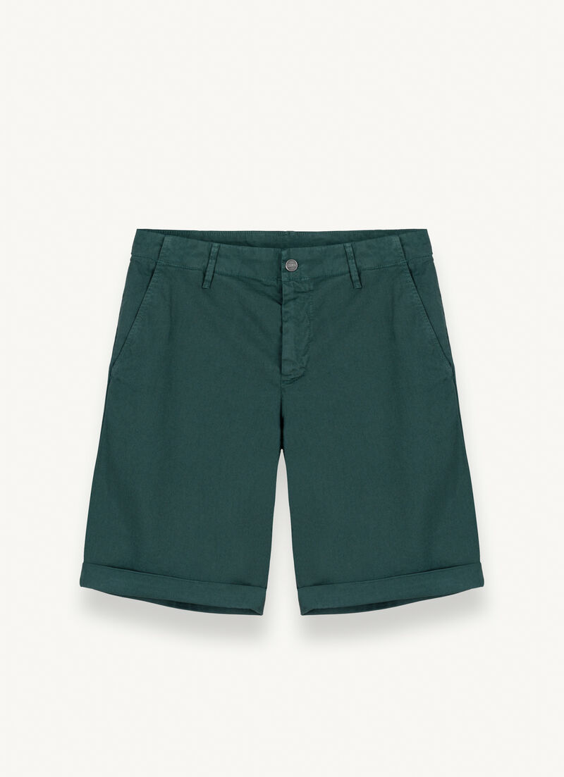 Garment-dyed shorts with turn-up hems