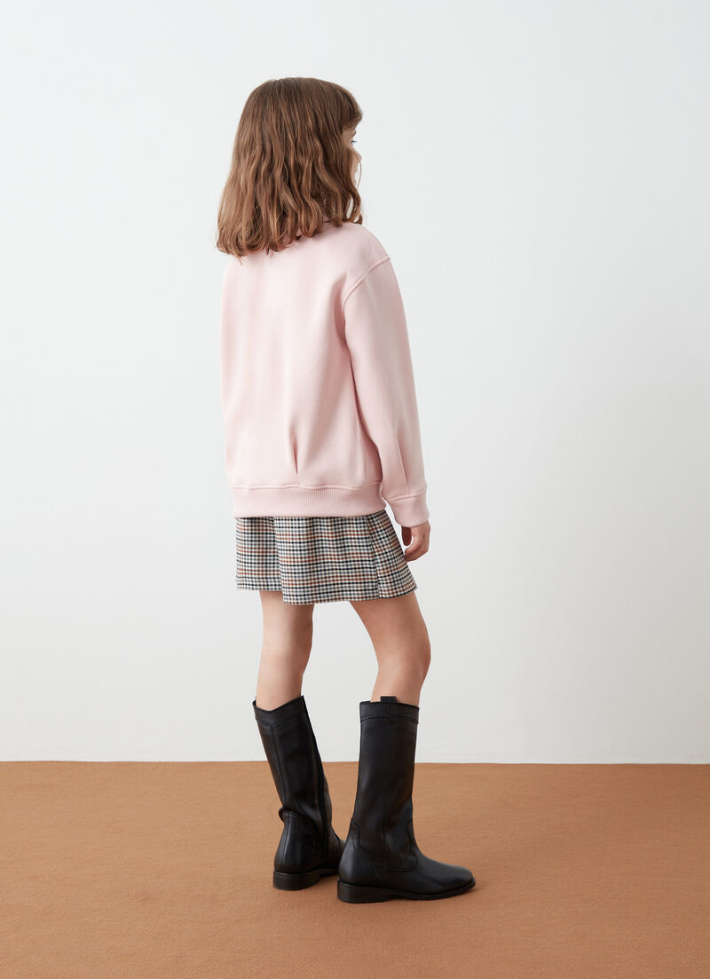 Sweatshirt with collar and darts