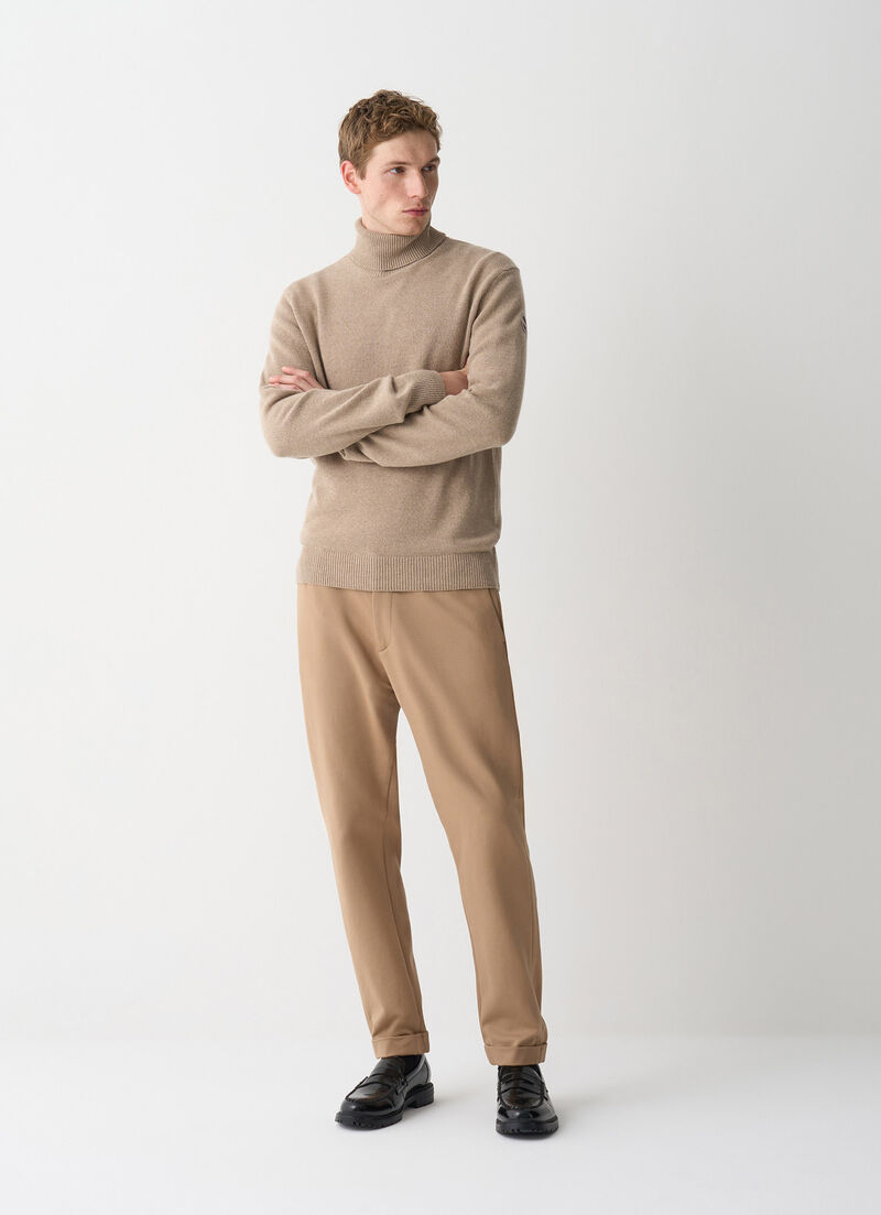 Branded wool polo-neck pullover