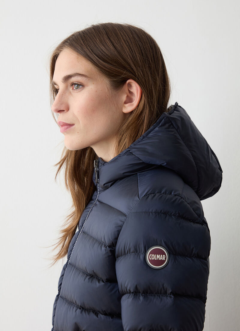 Short down jacket with attached hood