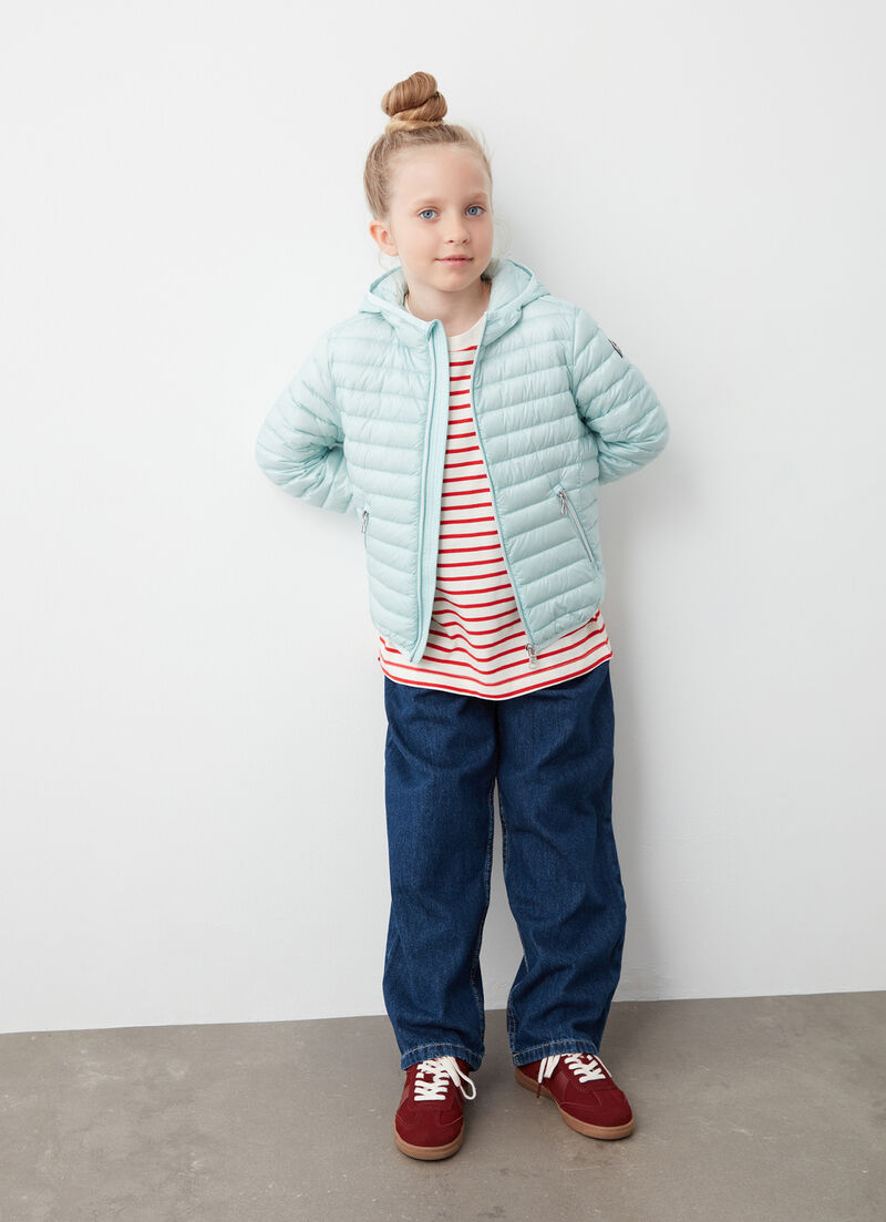 Short hooded down jacket