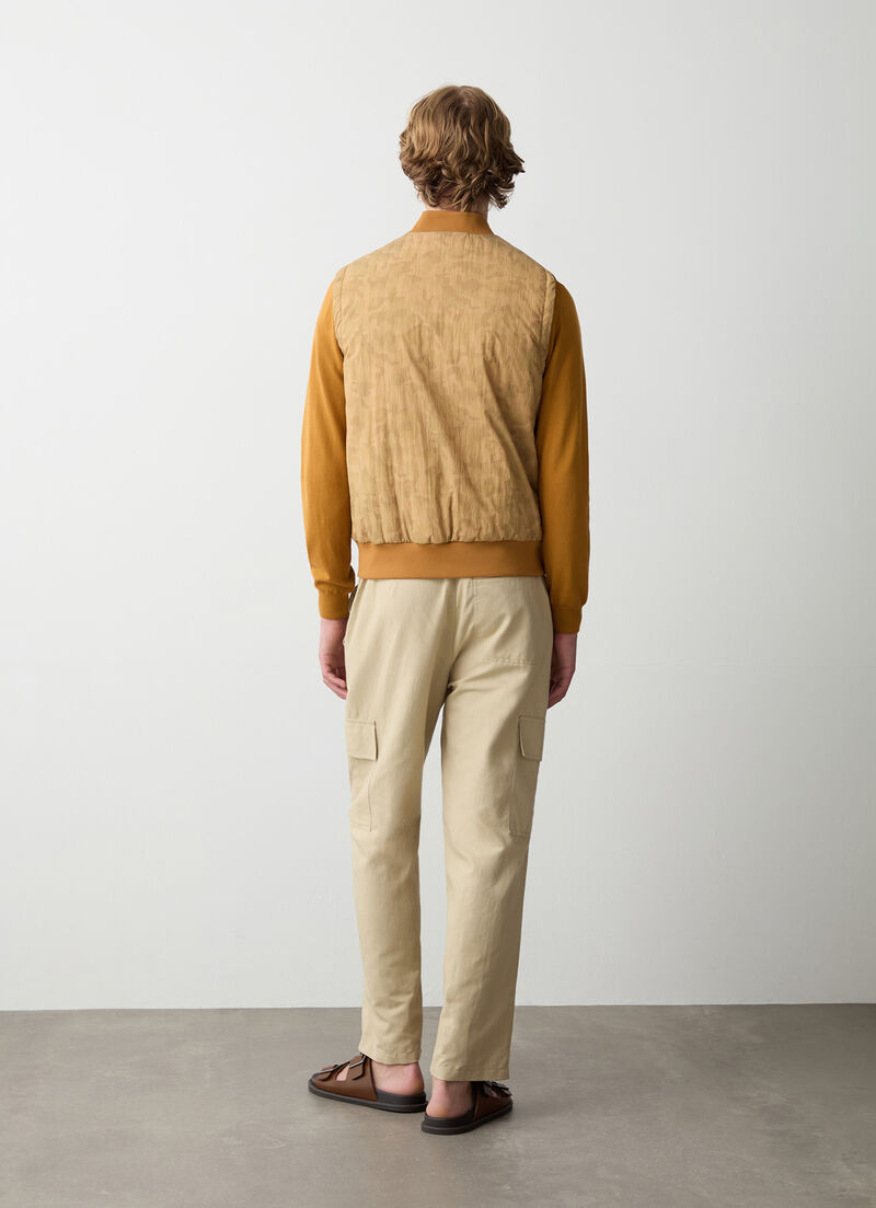 Camouflage down-padded gilet