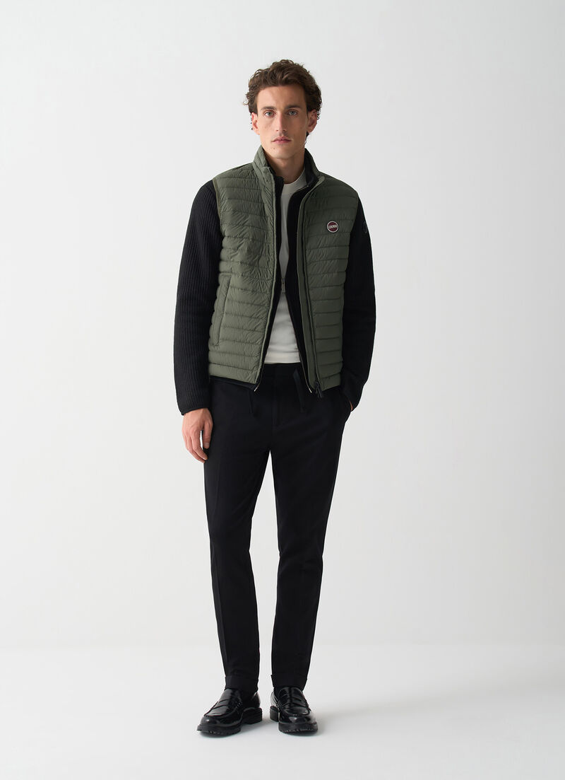 Light down vest with drawstring