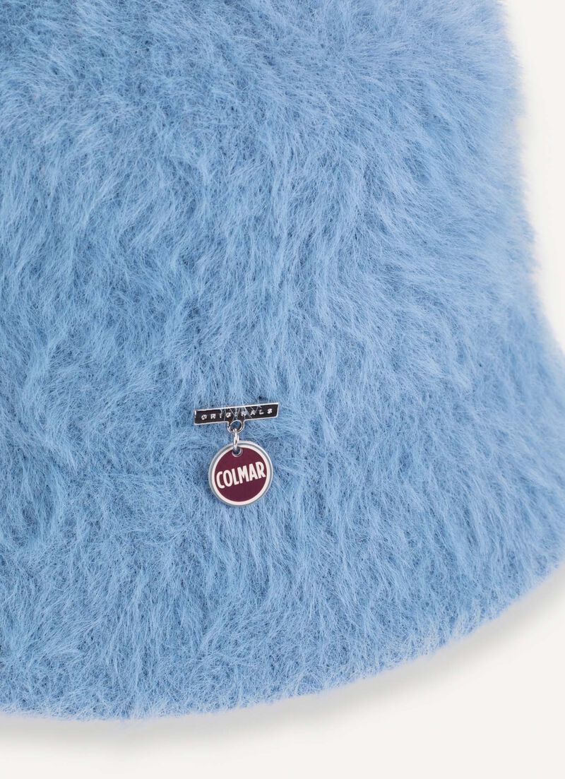 Women’s faux fur hat