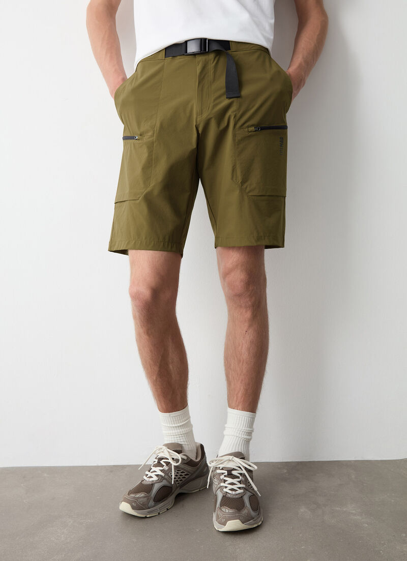 Technical cargo shorts
