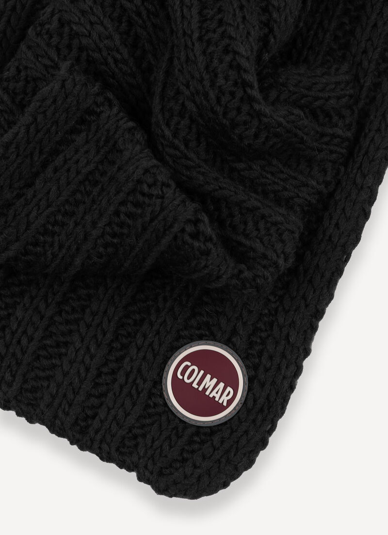 Long unisex rib-knit scarf