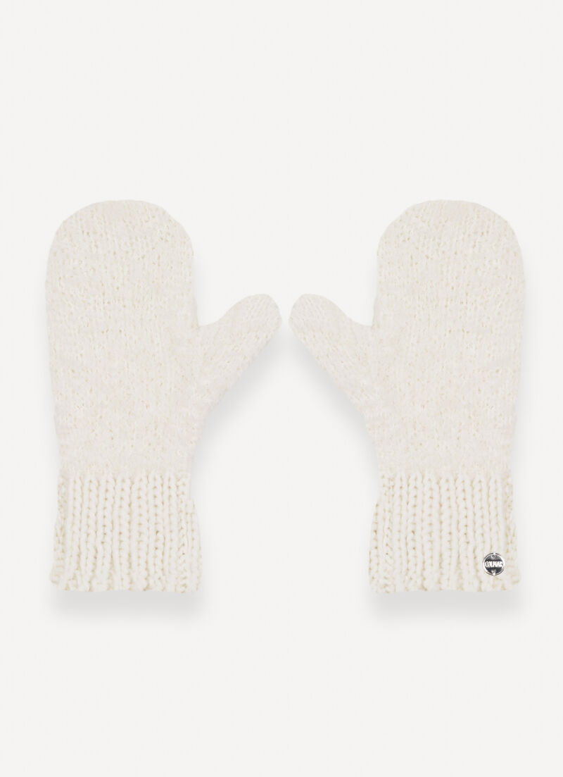 Bouclé yarn mittens
