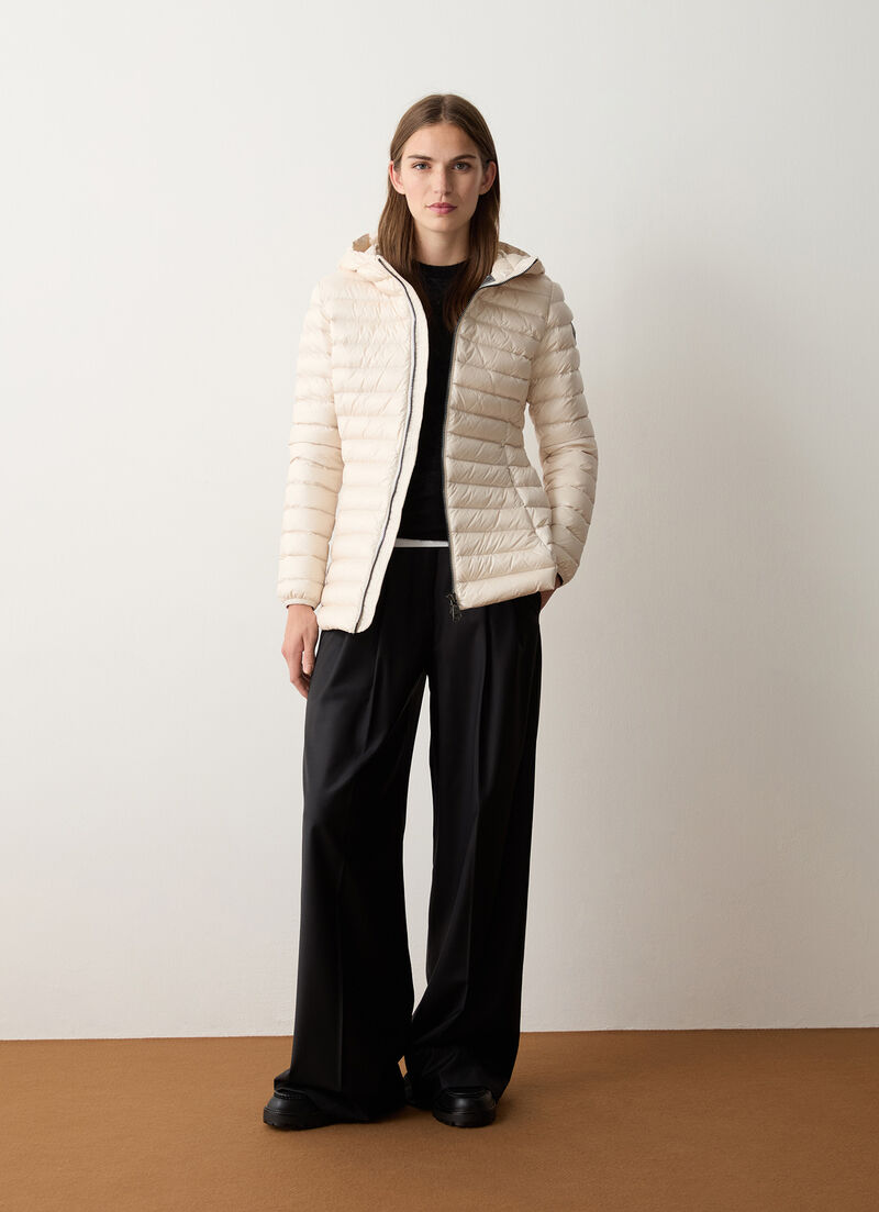 Fitted down jacket with hood