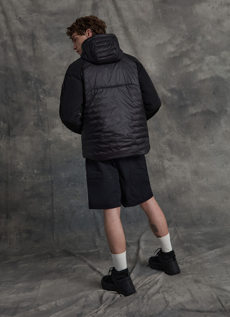 Solid-colour ripstop jacket with hood