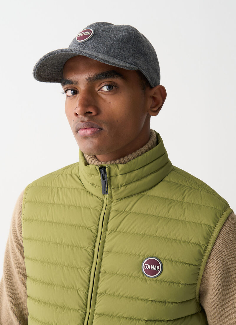 Light down vest with drawstring