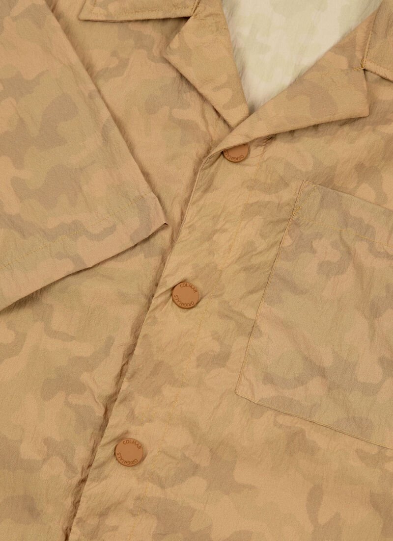Shirt in water-repellent nylon