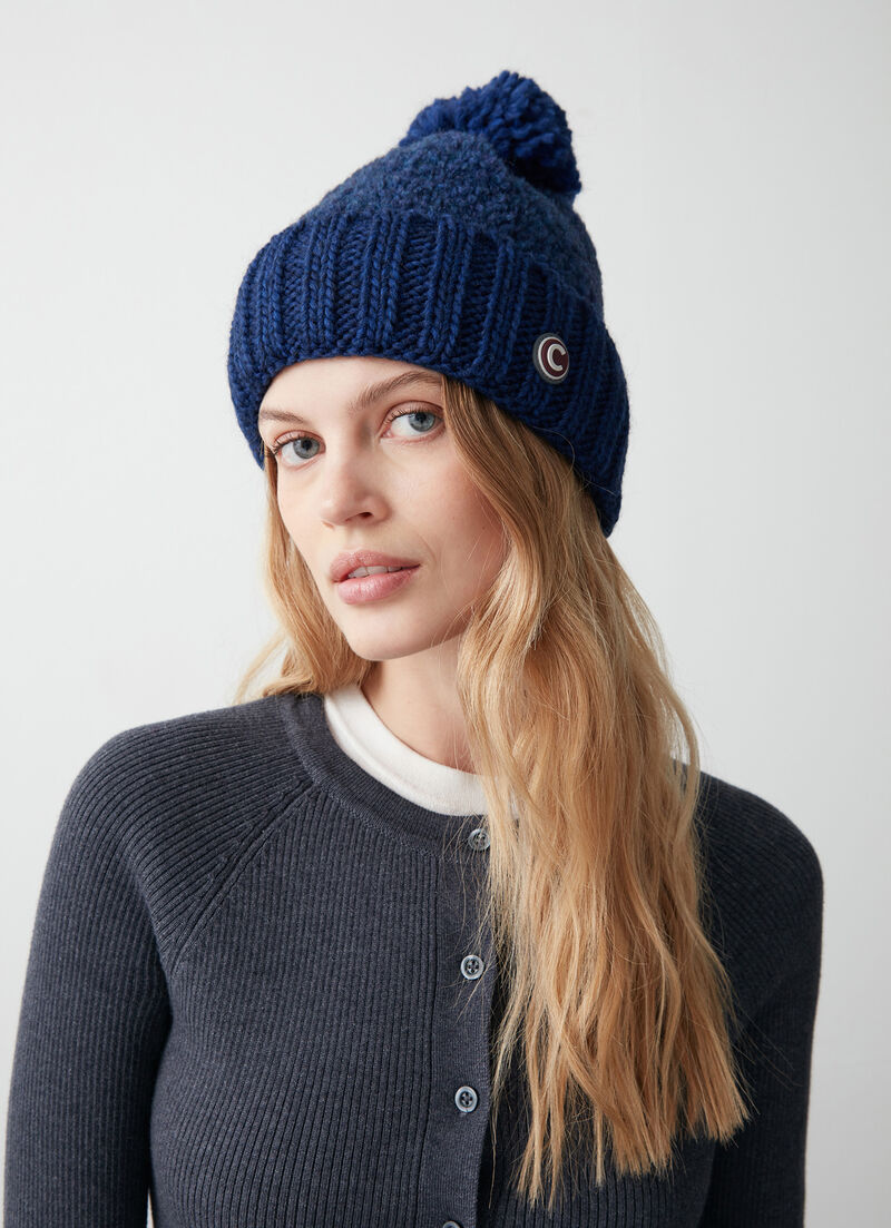 Women’s bouclé hat with pom-pom