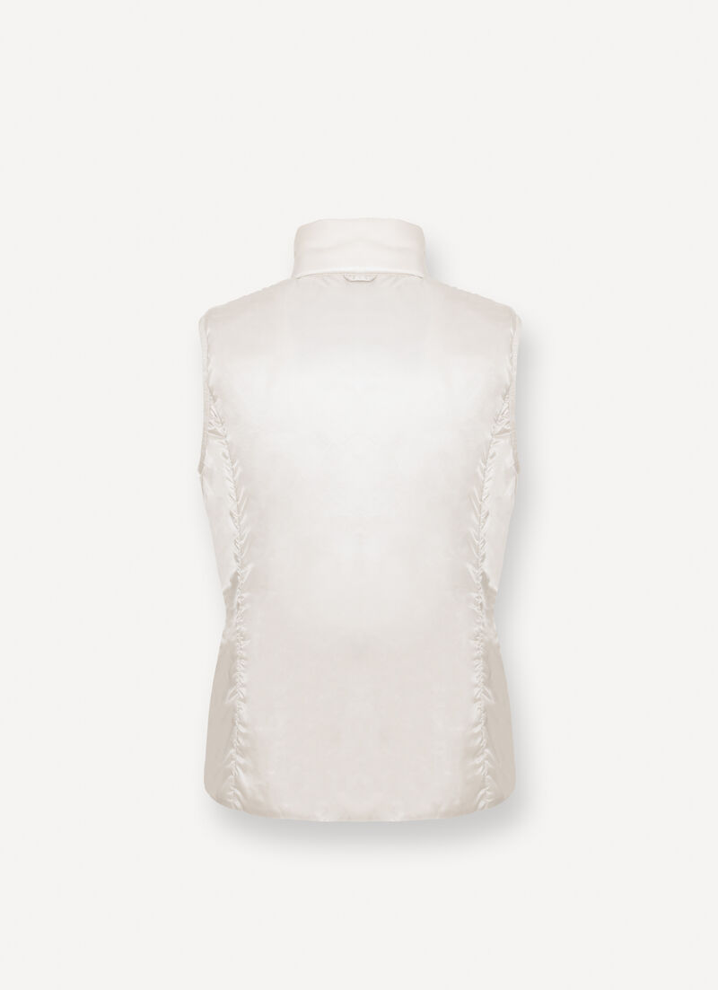 Ultra-lightweight vest