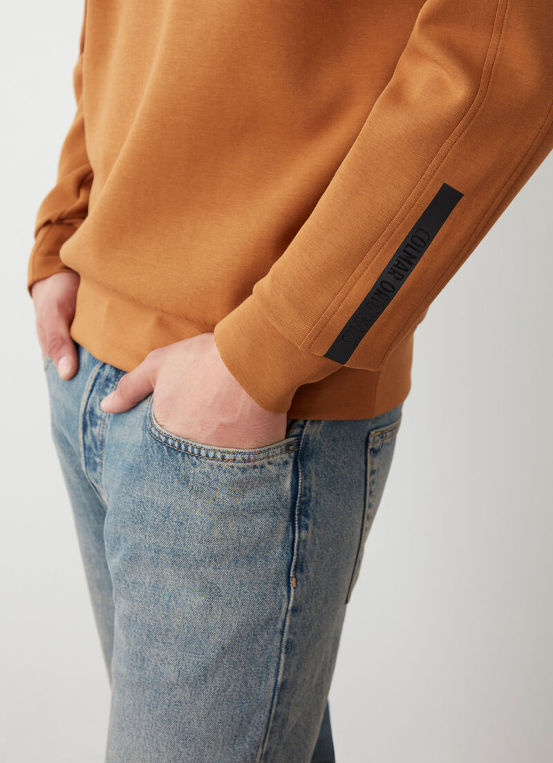 Round-neck sweatshirt with logo tape