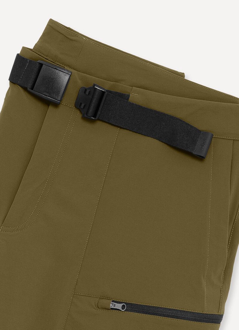 Technical cargo shorts