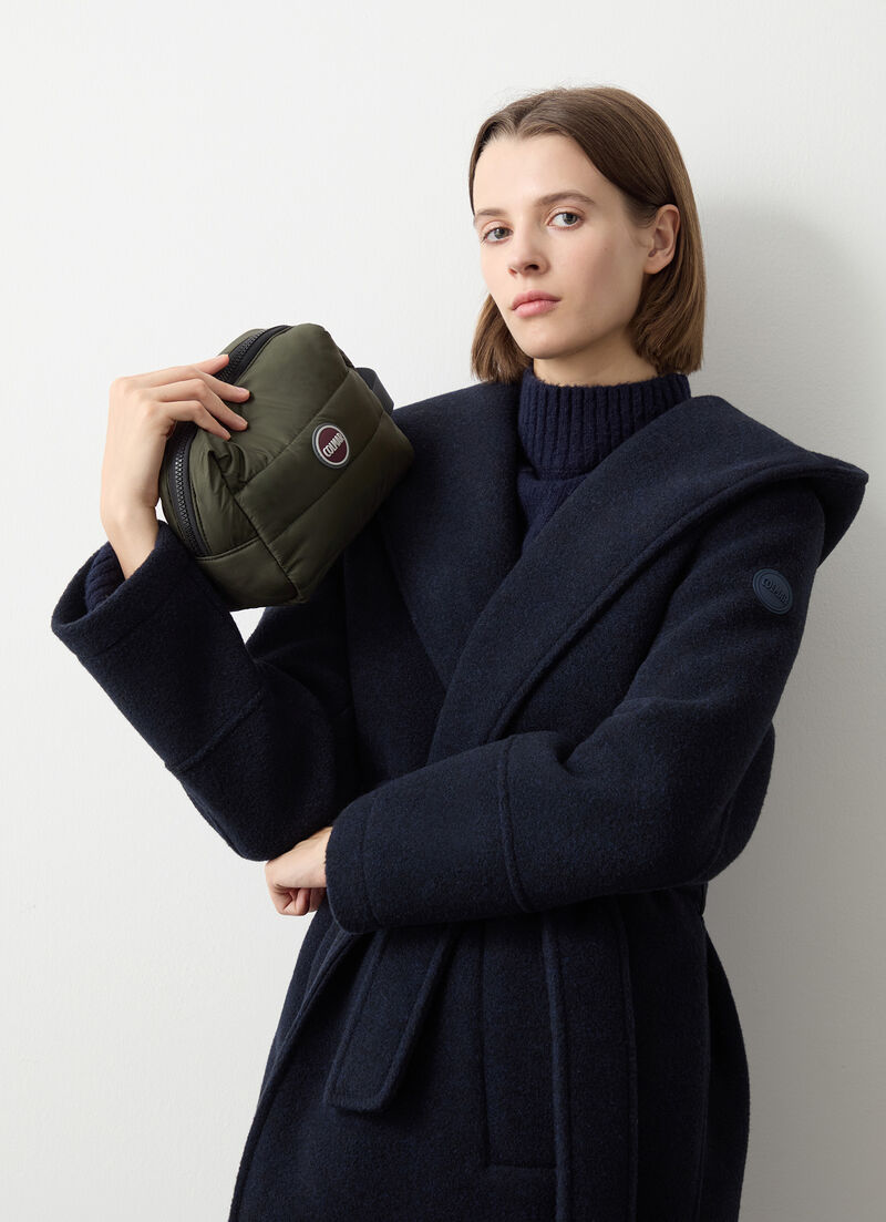 Unisex quilted clutch bag