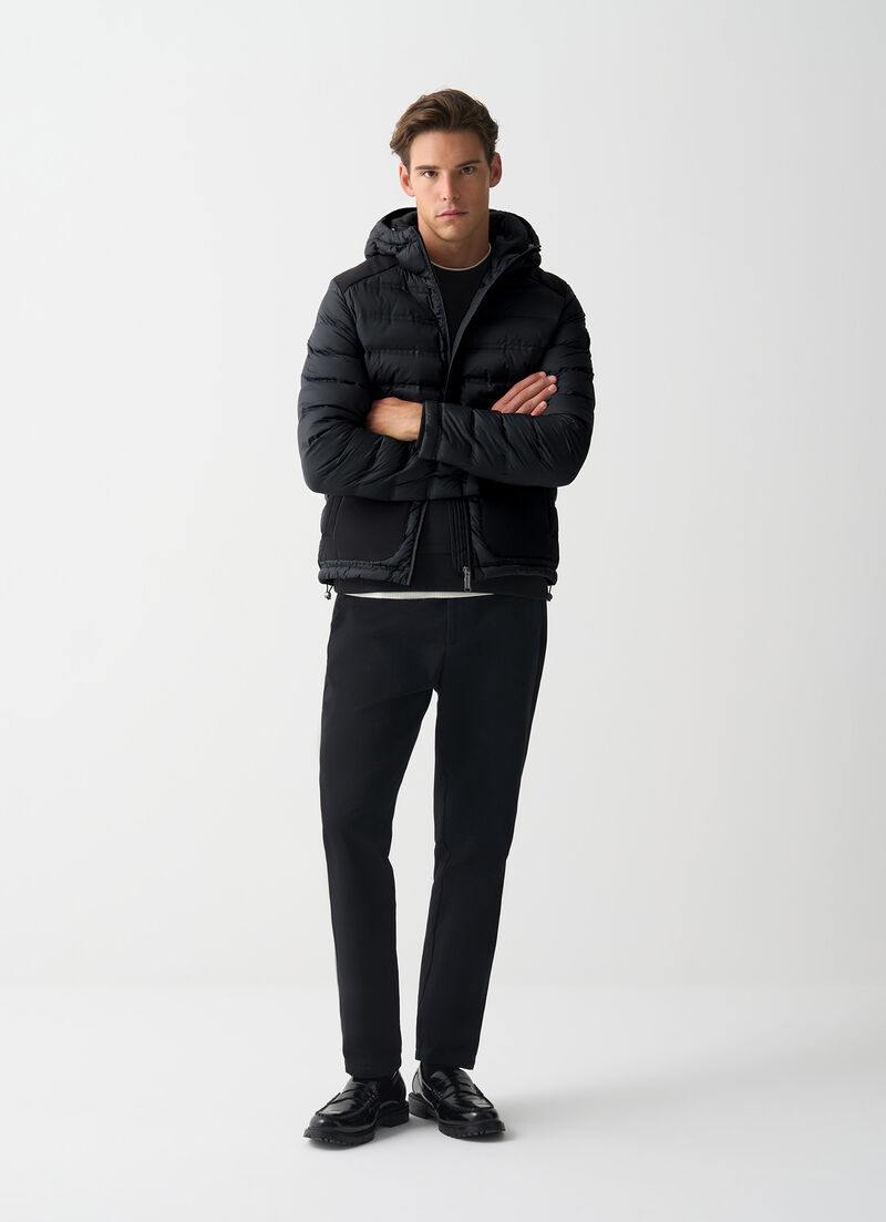 Seamless quilted down jacket with smooth inserts