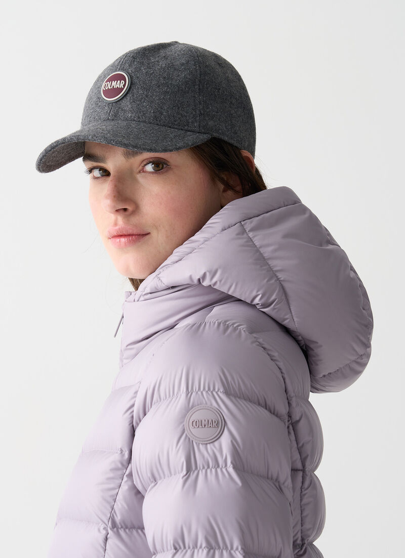 Hooded opaque down jacket