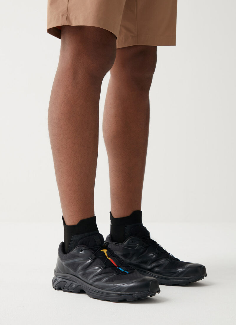 Short unisex socks with jacquard logo