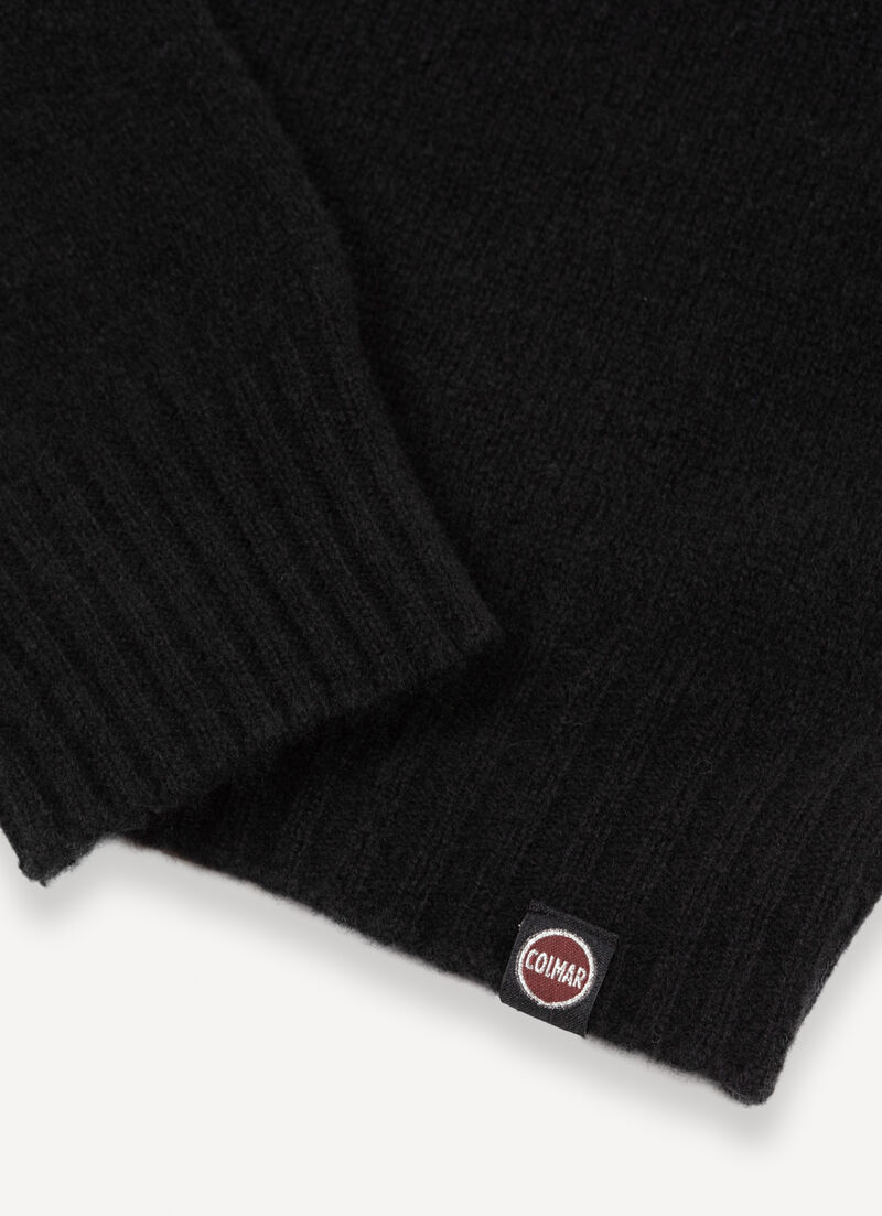 100% wool crew-neck pullover