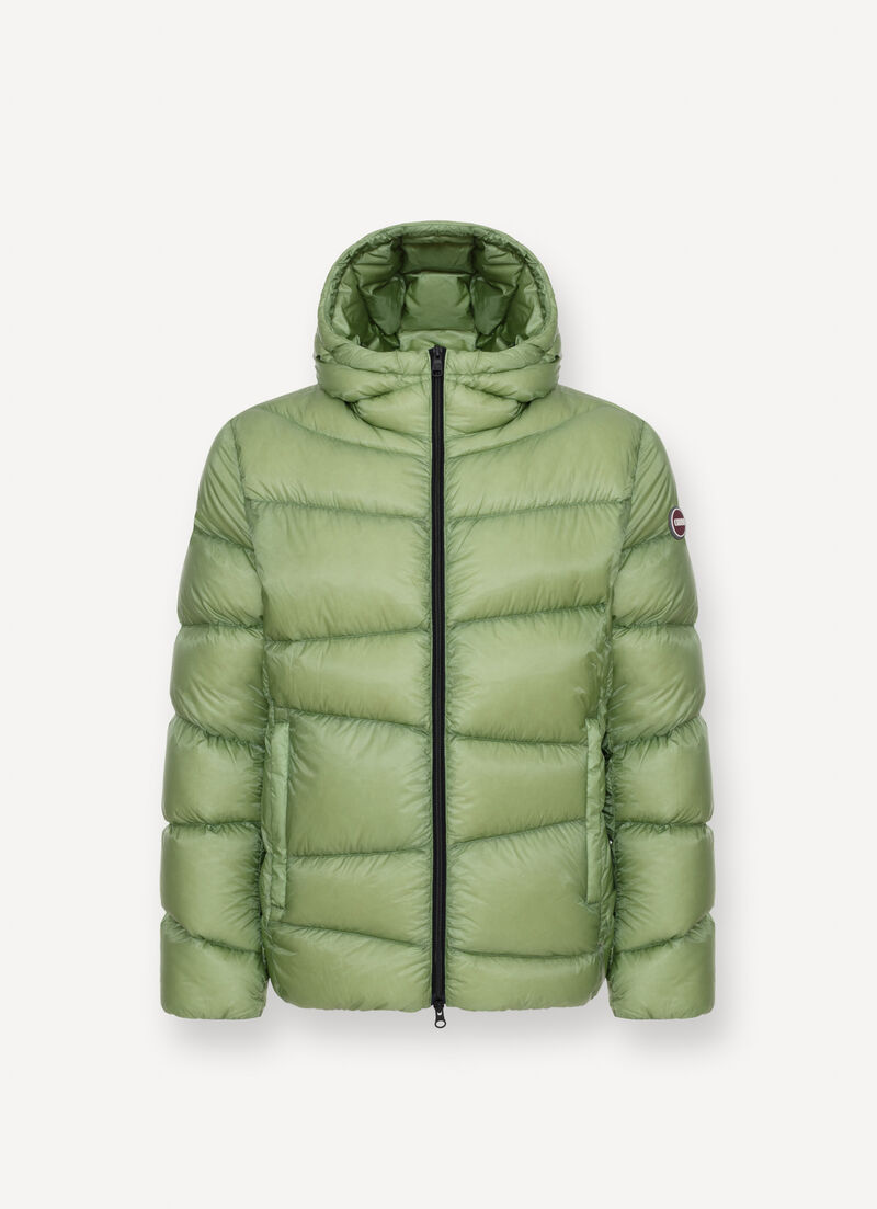Ripstop nylon down jacket with wavy quilting