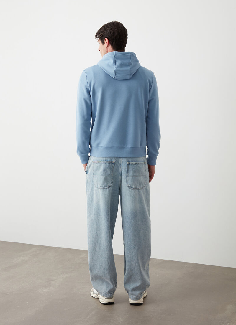 Hooded sweatshirt with logo