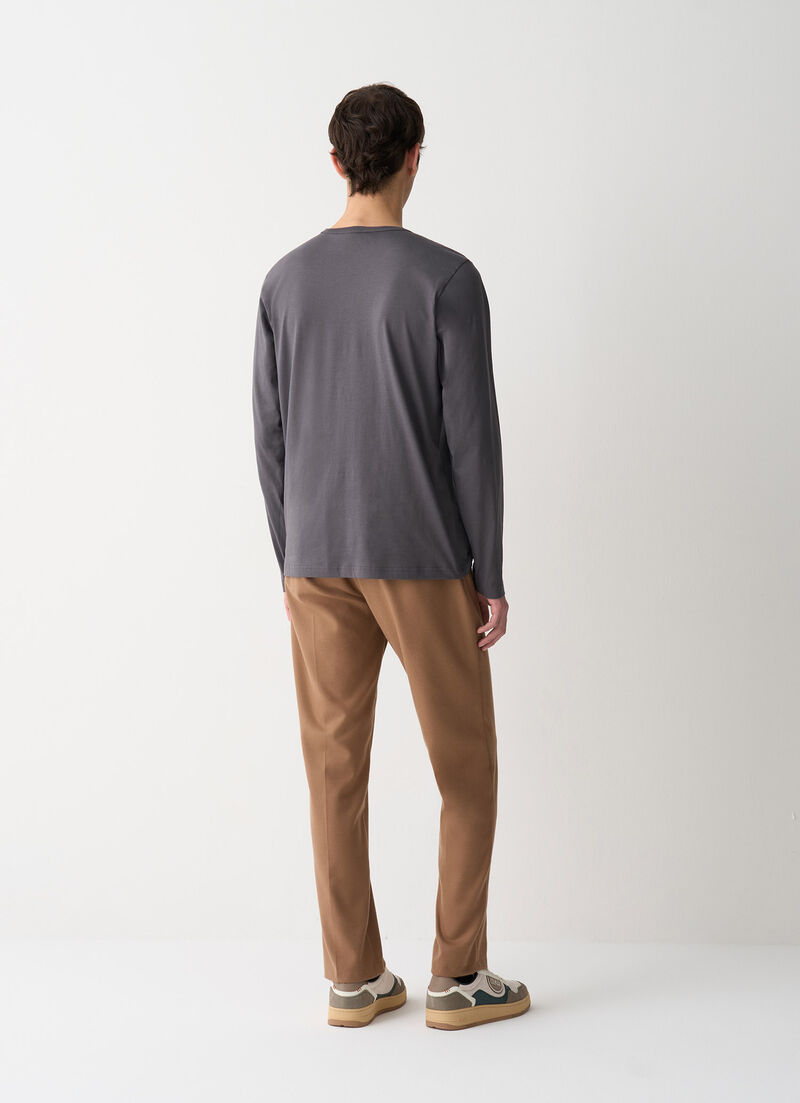 Long-sleeved cotton T-shirt