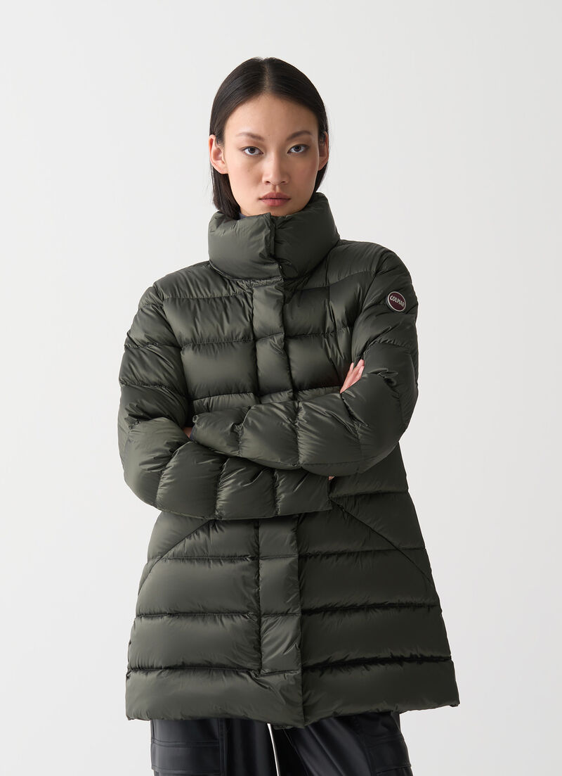Long fitted down jacket