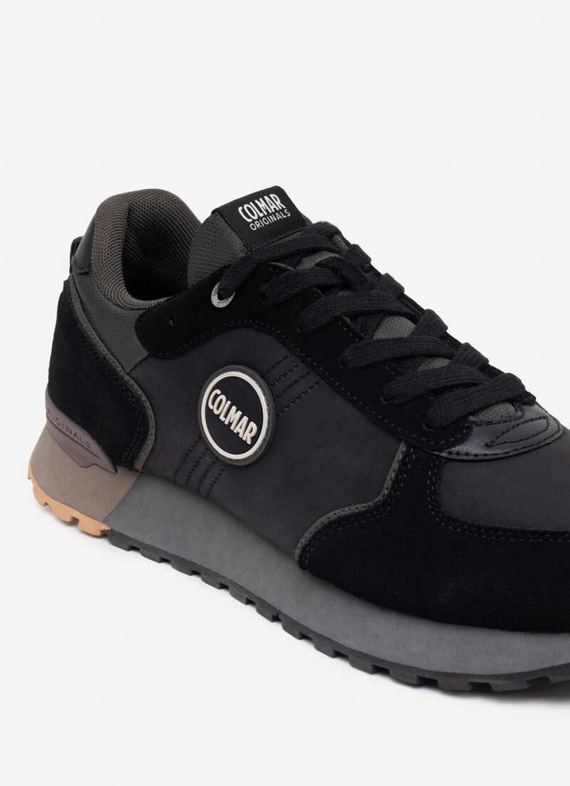 Travis Boost men’s sneakers