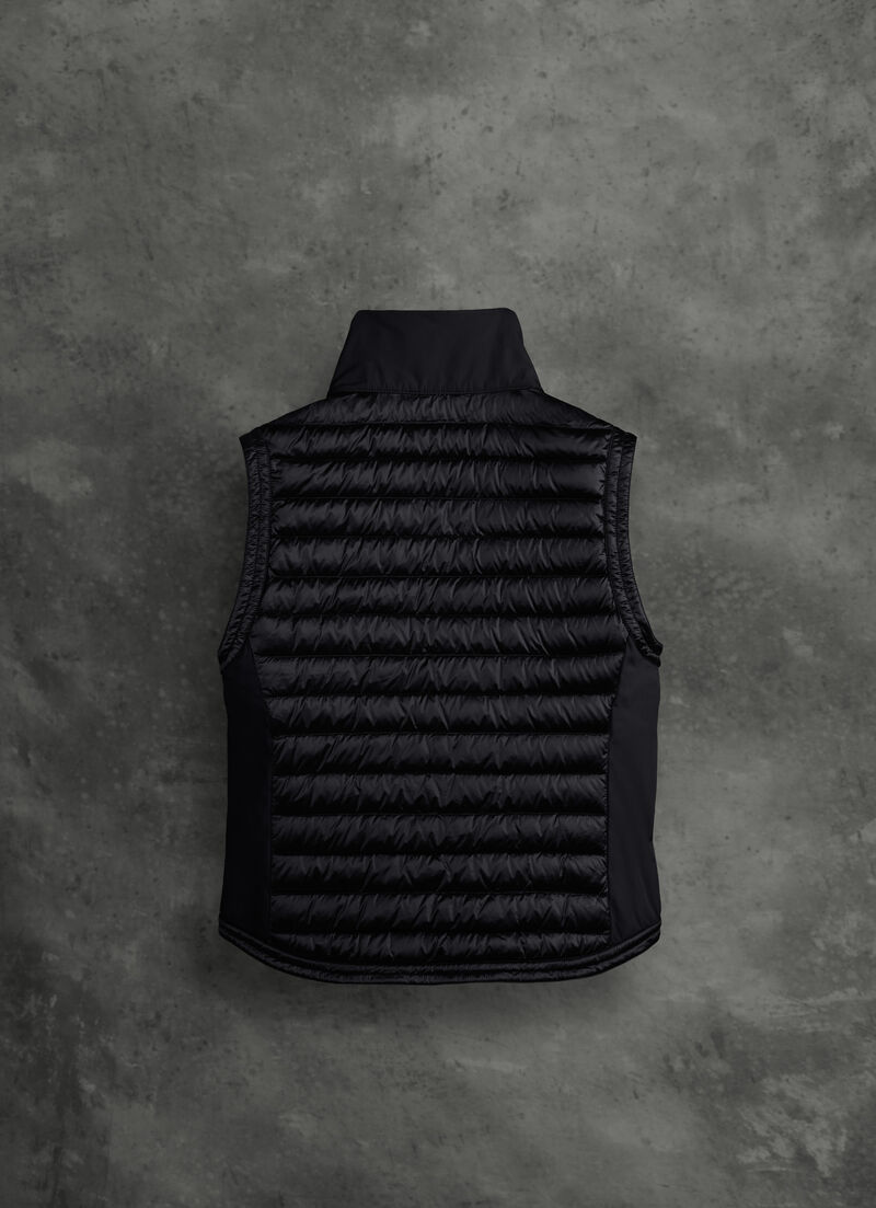 Solid-colour recycled fabric gilet