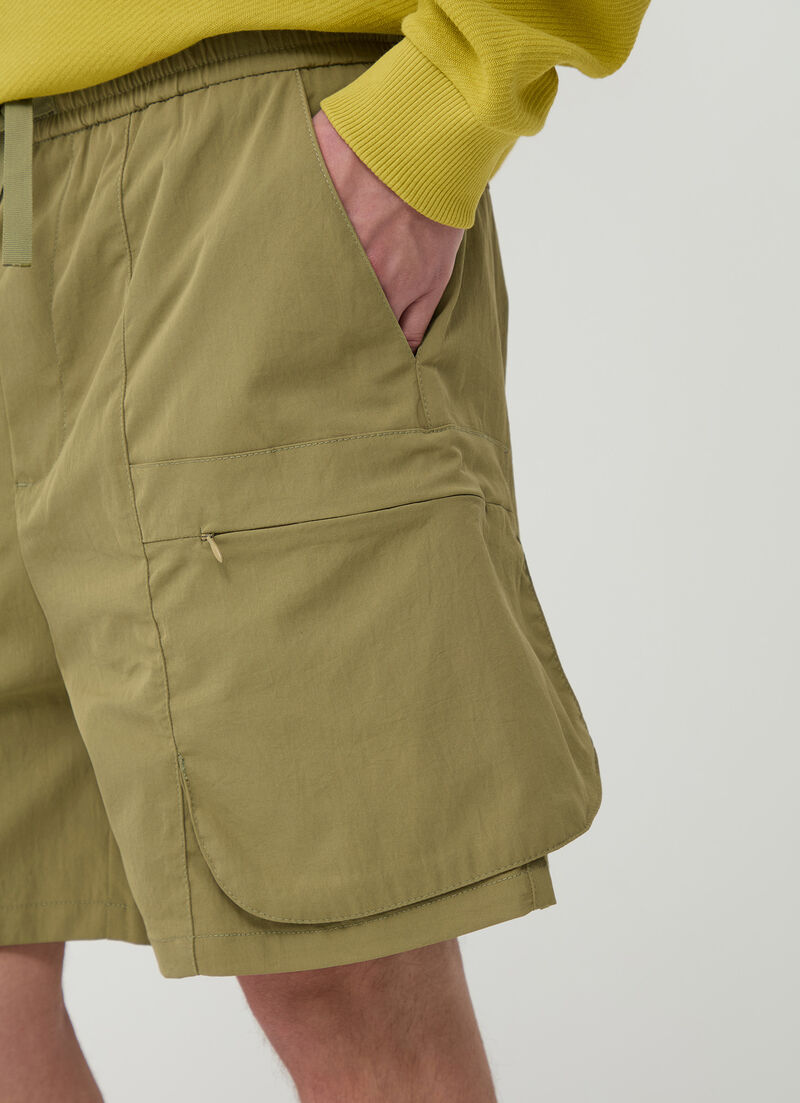 Easy care cargo shorts
