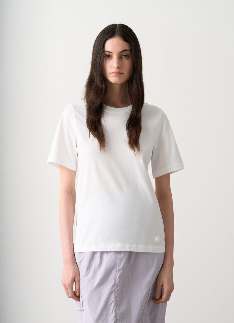 Solid colour t-shirt