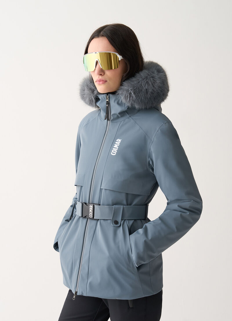 Shaped ski jacket with faux fur