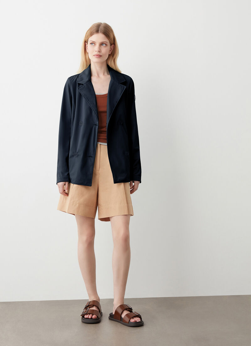 Short softshell trench coat with belt