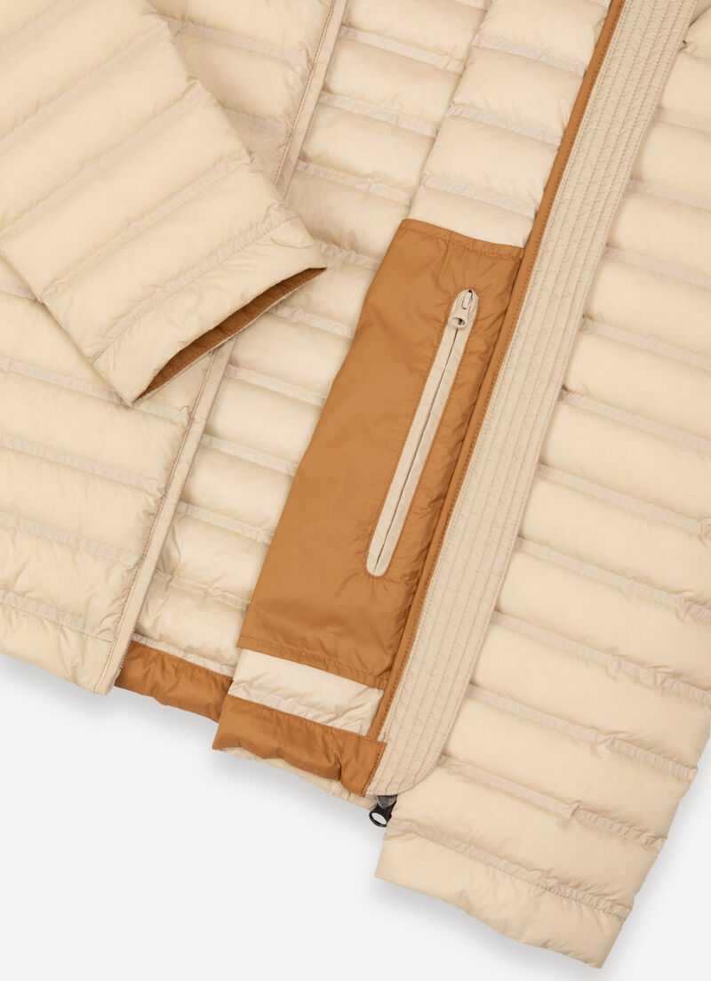 Seamless down jacket with hood