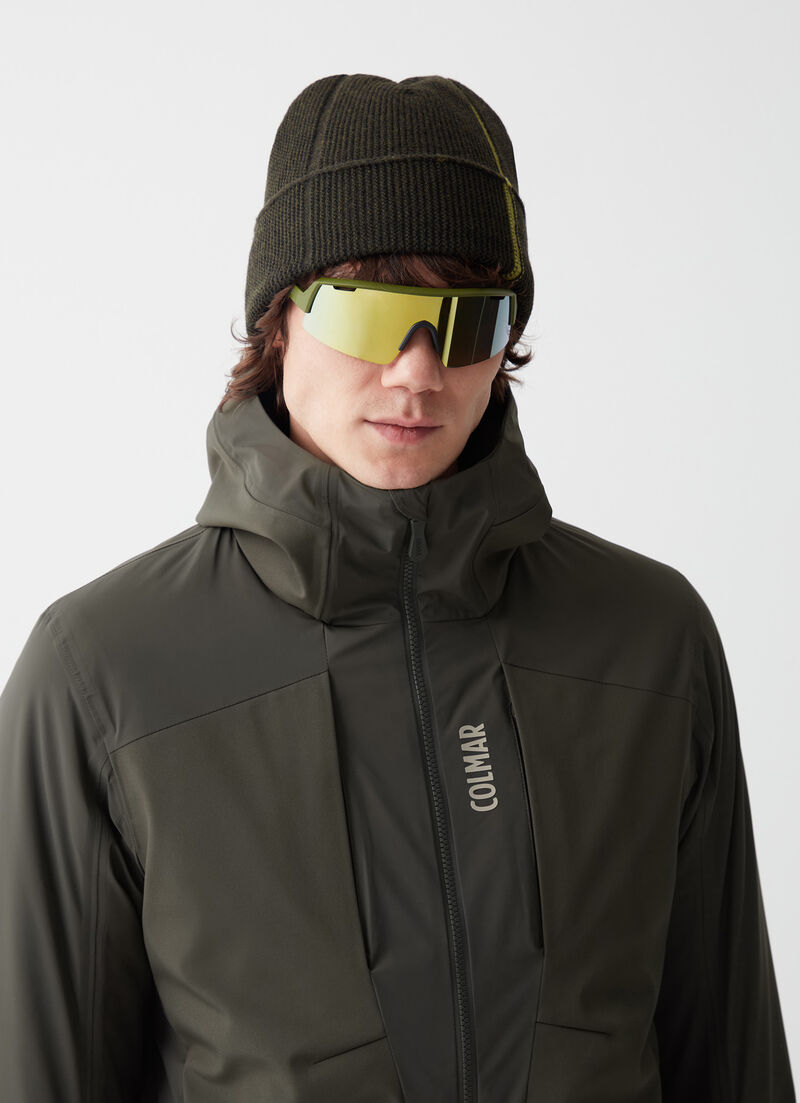 Stretch ski jacket with back pocket