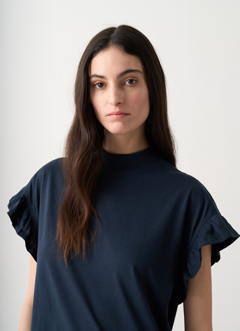 T-shirt with ruching