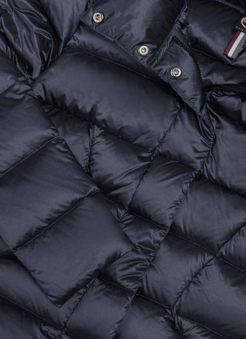 Long fitted down jacket