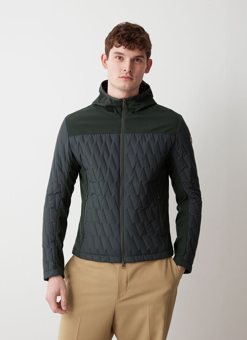 Padded jacket with ultrasonic stitching