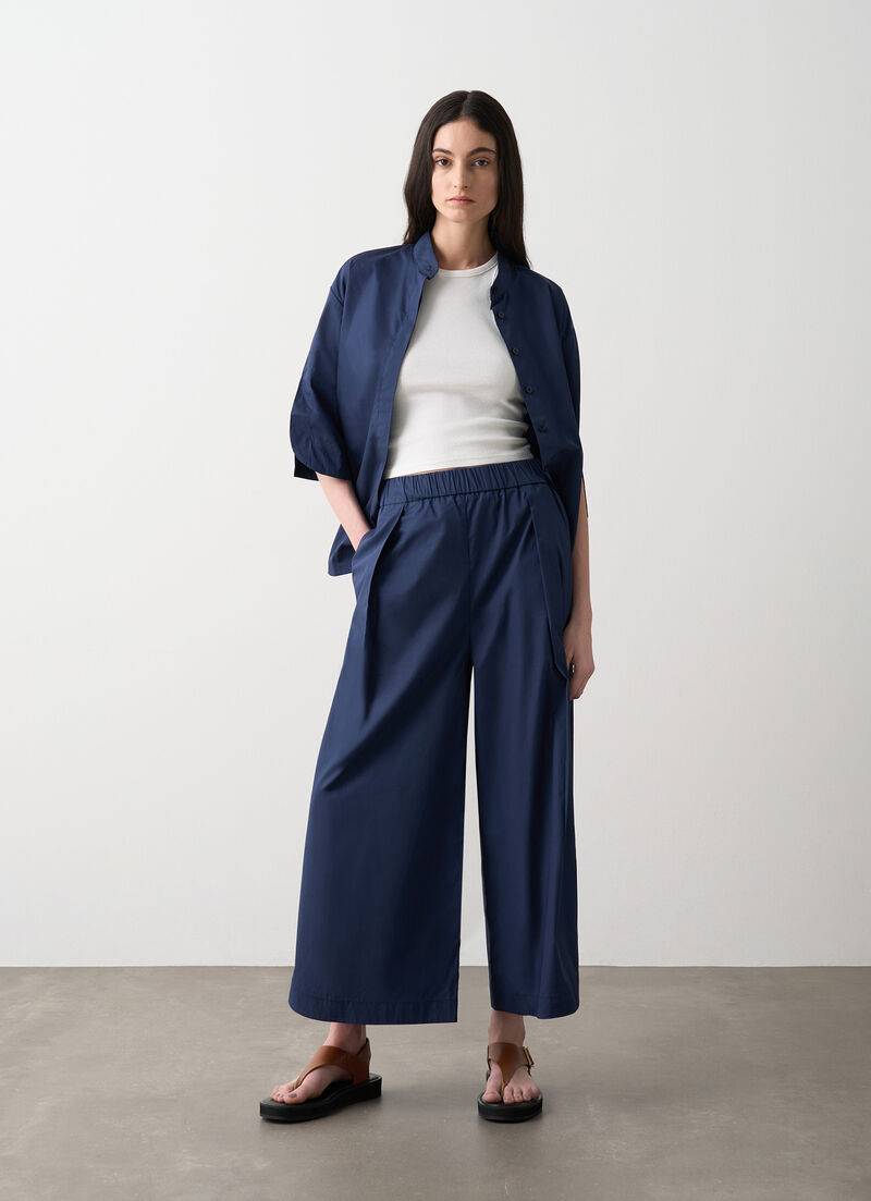 Wide-leg trousers