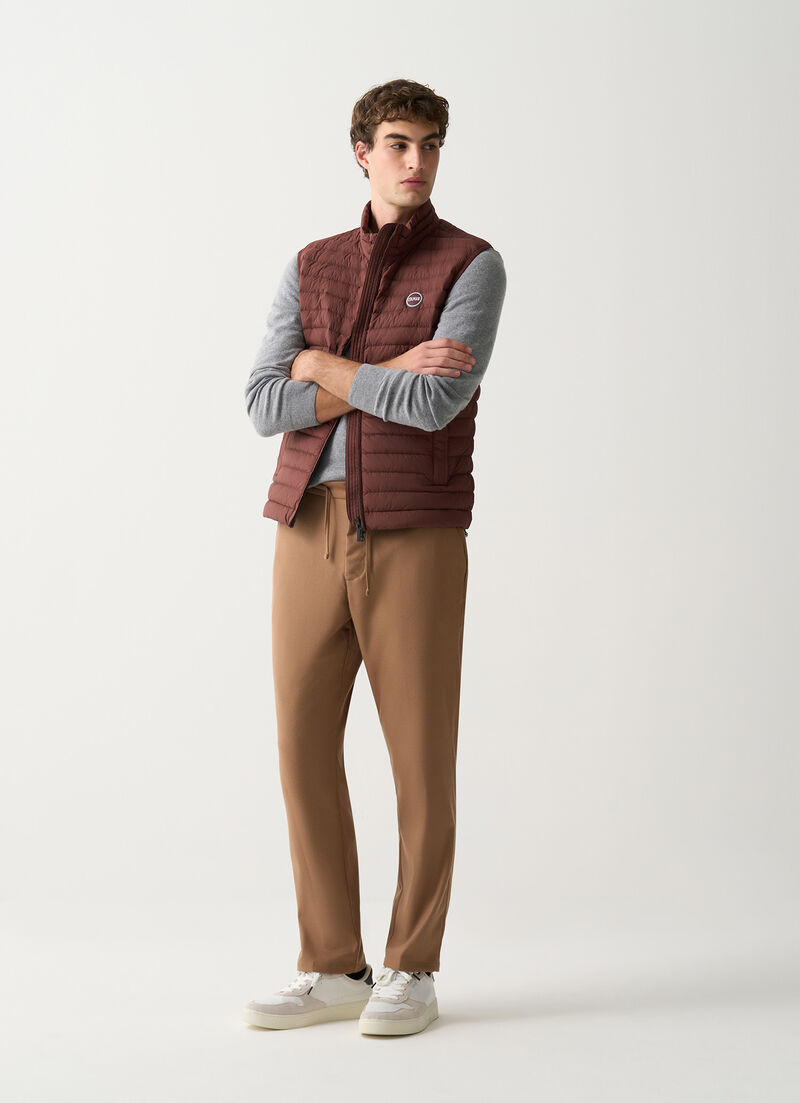 Light down vest with drawstring