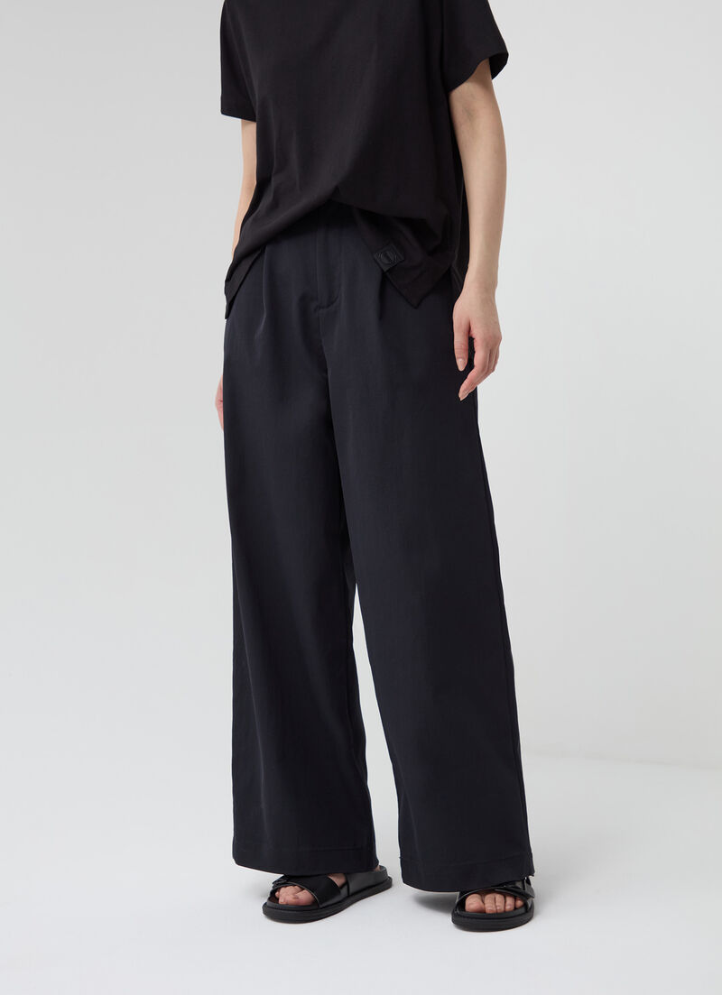 Easy care palazzo trousers with darts