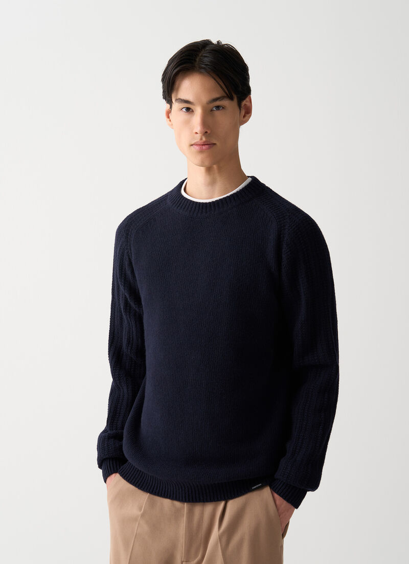 Rib-knit pullover