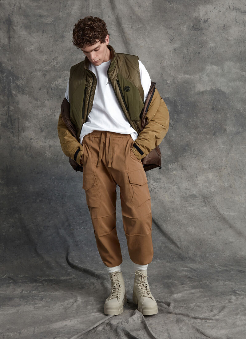 Drawstring trousers in technical fabric