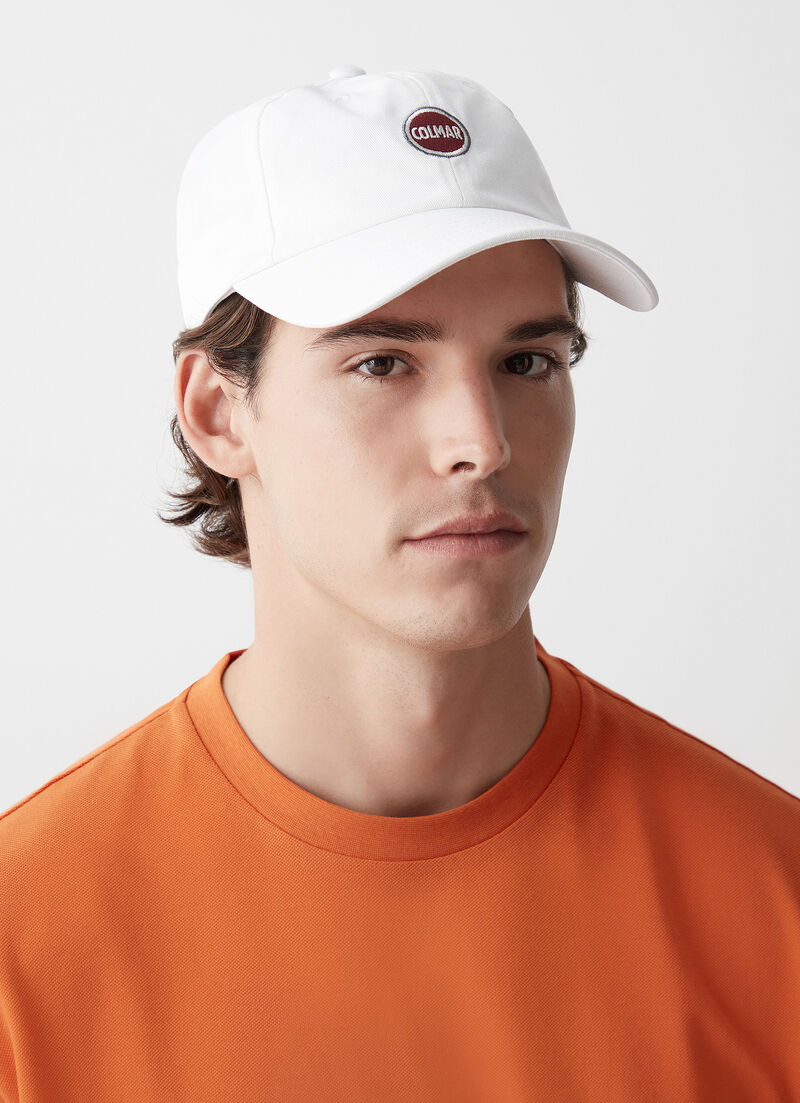 Unisex cap with embroidered logo