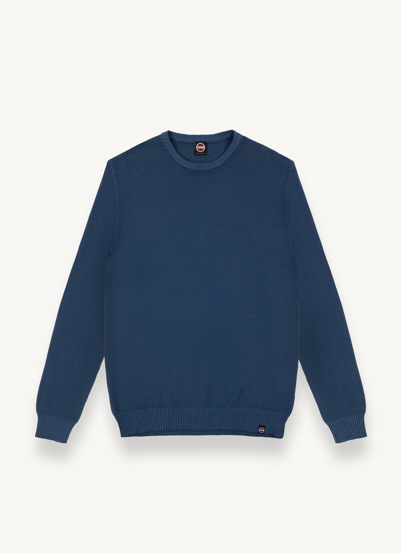 Round-neck pullover with raised knit